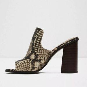 Aldo Snakeskin Mule Legossa, SZ 10
